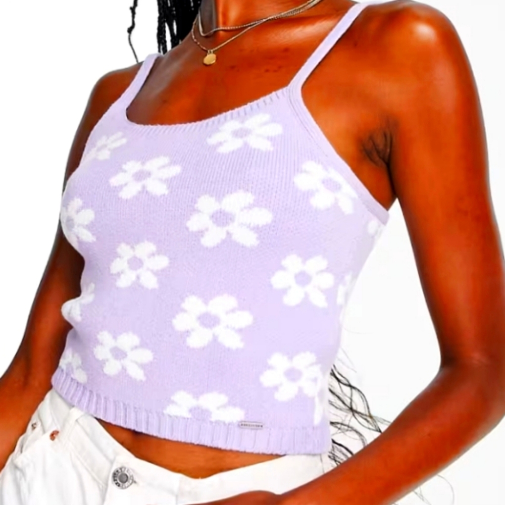 Hollister knit cami Crop top in lavender floral